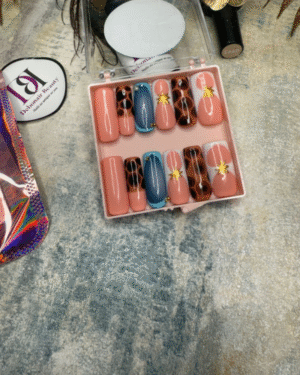 Giraffe Print Accent Nails